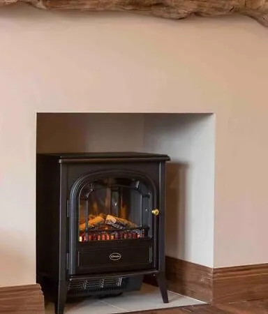 Nyaraló Wonderful Coastal In Town *