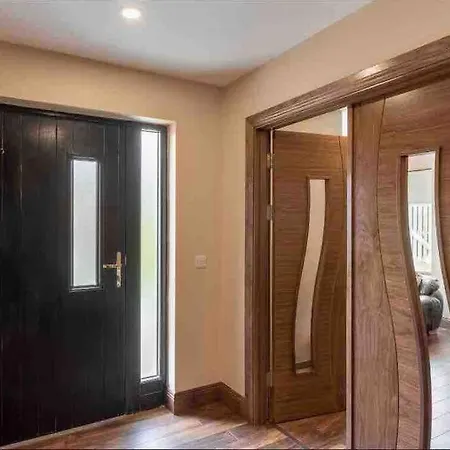 Wonderful Coastal In Town * Dingle