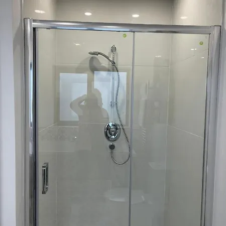 Nyaraló Wonderful Coastal In Town Dingle