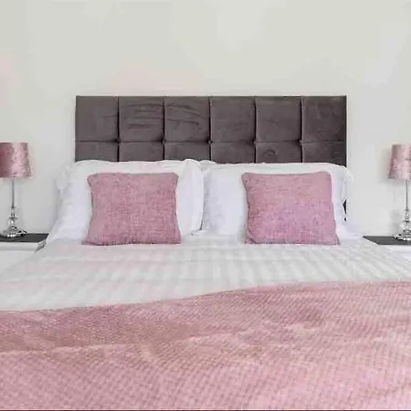 Semesterbostad Wonderful Coastal In Town *