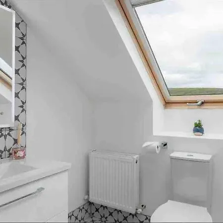 Nyaraló Wonderful Coastal In Town