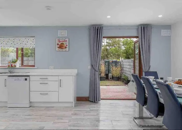 Hébergement de vacances Wonderful Coastal In Town Dingle